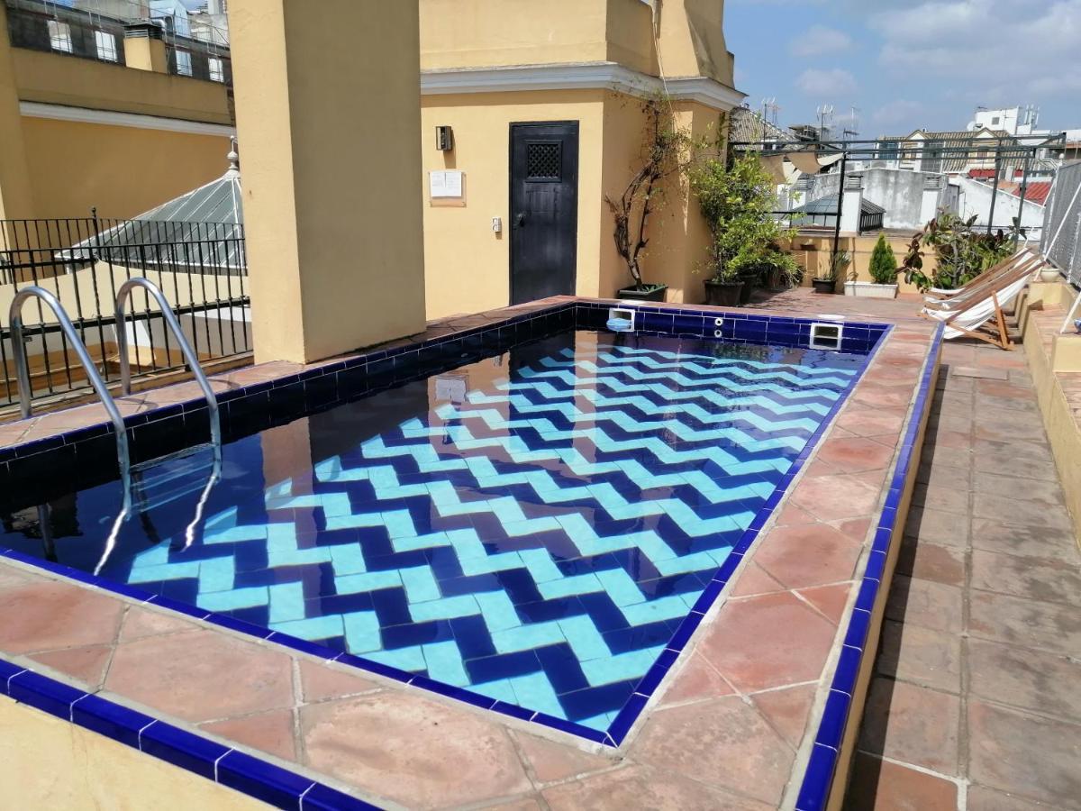 Tourist House Trajano Terraza-Piscina Leilighet Sevilla Eksteriør bilde